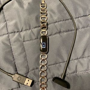 Fitbit Luxe